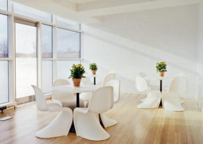 Minimalistic extravagant chairs